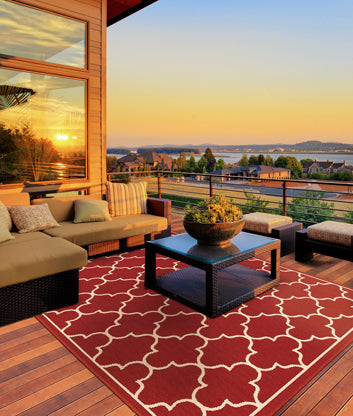 Meridian Power-Loomed Indoor/Outdoor Rug – Burnt Red & Off-White